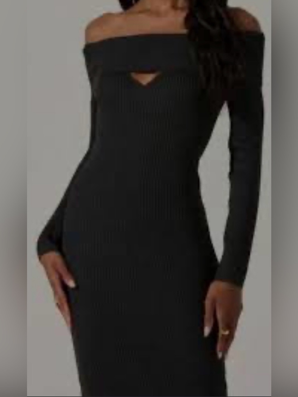Astr Off-Shoulder Black/Gray Ribbed Maxi Dress with Front Cutout
